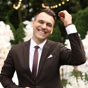 Антон Бєлий